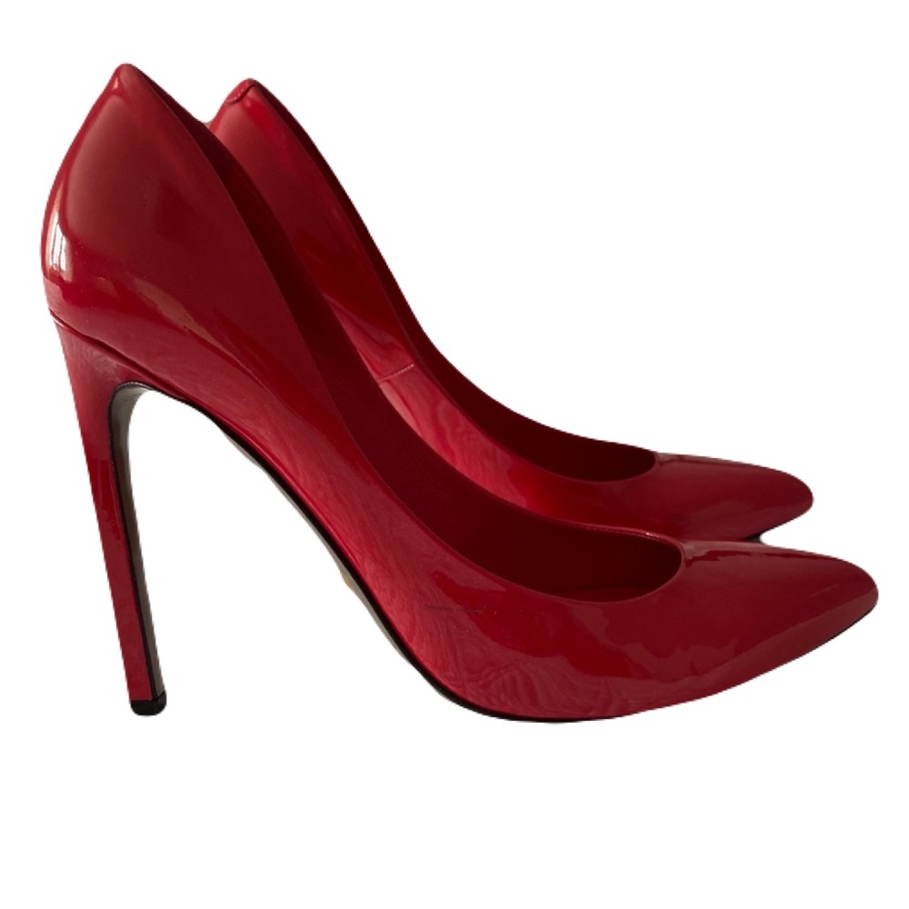 Rare discontinued Gucci pumps VERNICE CRYSTAL
SHOCKING PINK